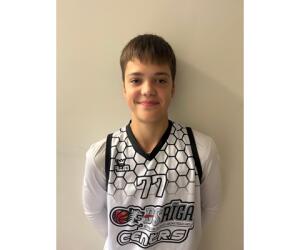 Niks Mass basketball player