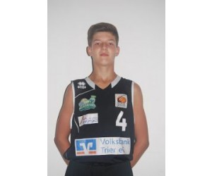 Nils Piprek basketball player photo 1