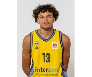 Noah Isichei basketball player - F