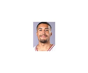 Noah Kirkwood basketball player photo 3