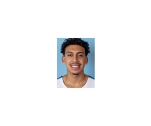Noah Robledo basketball player - SF