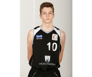 Noah Volzgen basketball player photo 1