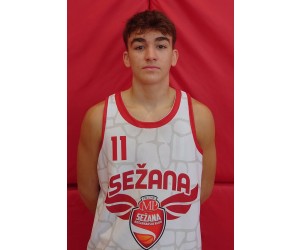 Noel Lah basketball player