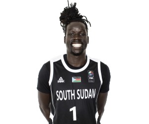 Nuni Omot basketball player photo 5