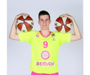 Ognjen Carapic basketball player - PG