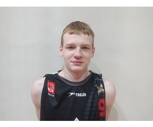 Oliwier Kurka basketball player - SG