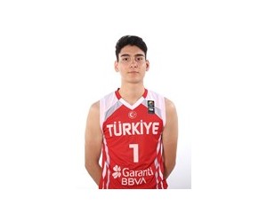 Omercan Ilyasoglu basketball player - PG/SG
