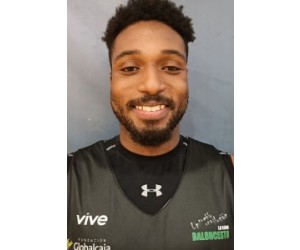 Opong Bramble basketball player - PF/C