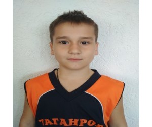 Pavel Laushkin basketball player