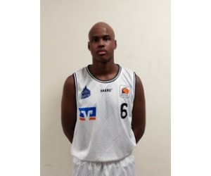 Precious Idiaru basketball player - PF