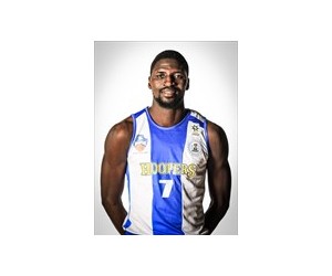 Precious Saliu basketball player - SF