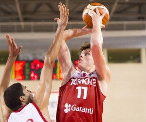 Berke Ragip Atar basketball player photo 3