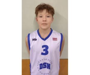 Renars Kaugurs basketball player