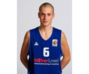 Renzo Copac basketball player - SF