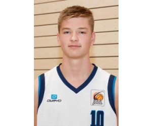 Robby Naumann basketball player - SG