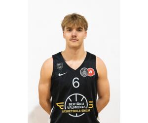 Roberts Ozolins basketball player