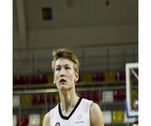 Roman Medyakov basketball player - F