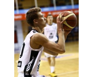 Saimon Sutt basketball player photo 2
