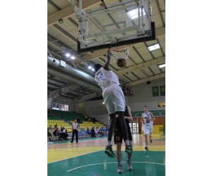Sodiq Awogbemi Seyi basketball player - PF