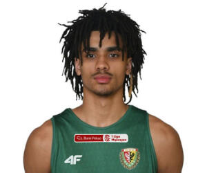 Soprano Szelazek basketball player - SF