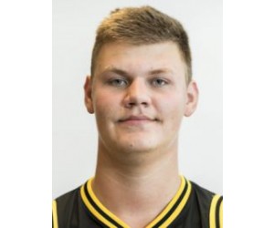 Soren-Eyke Urbansky basketball player - C