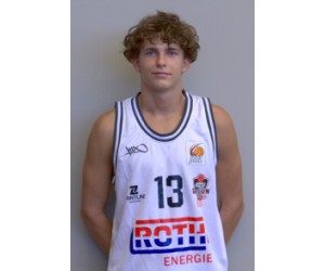 Stanley Benna basketball player