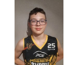Szymon Starzak basketball player