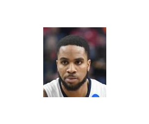 Tarik Phillip basketball player photo 1