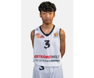 Thai Bui basketball player