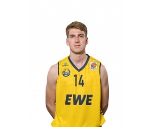Till Riesenbeck basketball player photo 3