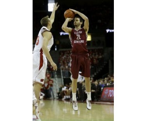 Timmy Knipp basketball player photo 1