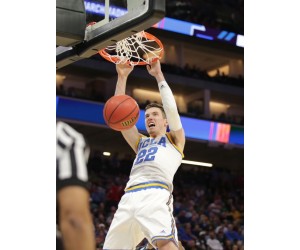 T.j. Leaf basketball player photo 2