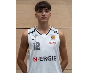 Tobias Neubert basketball player photo 3