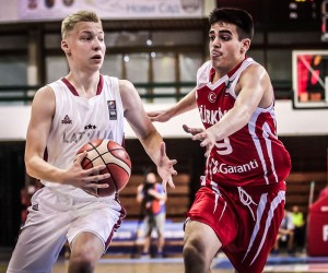 Toms Skuja basketball player - PG