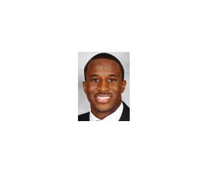 Travis Mckie basketball player - SF