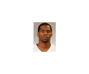 Tu Holloway basketball player - PG