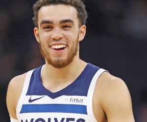 Tyus Jones basketball player photo 1