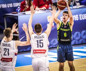 Urban Klavzar basketball player - SG
