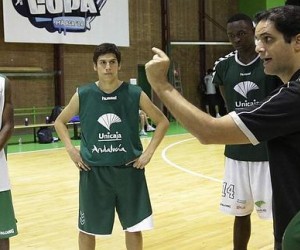 Victor Aguilar Hernandez basketball player - G