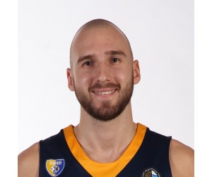 Vladislav Staratelev basketball player photo 4