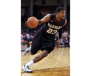 Wesley Saunders basketball player photo 1