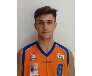 Wiktor Kwiaton basketball player - SG/SF