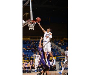 Xavier Moon basketball player photo 1
