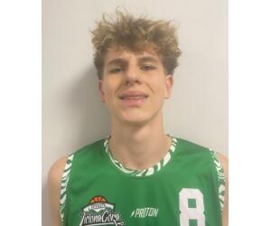 Yan Pacek basketball player - PF