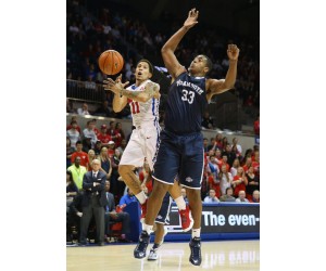 Zac Tillman basketball player photo 1