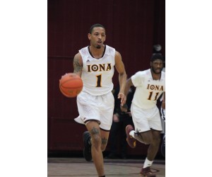Zach Lewis basketball player photo 1