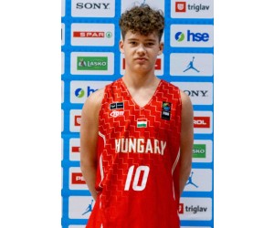 Zsombor Csoti basketball player
