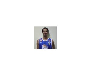Anggi Arizki basketball player - C
