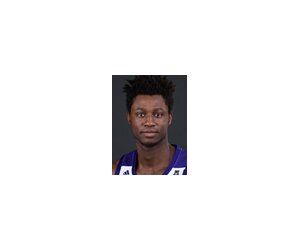 Derrick Quansah basketball player - C