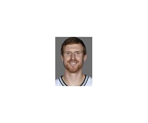 Matt Bonner basketball player - PF